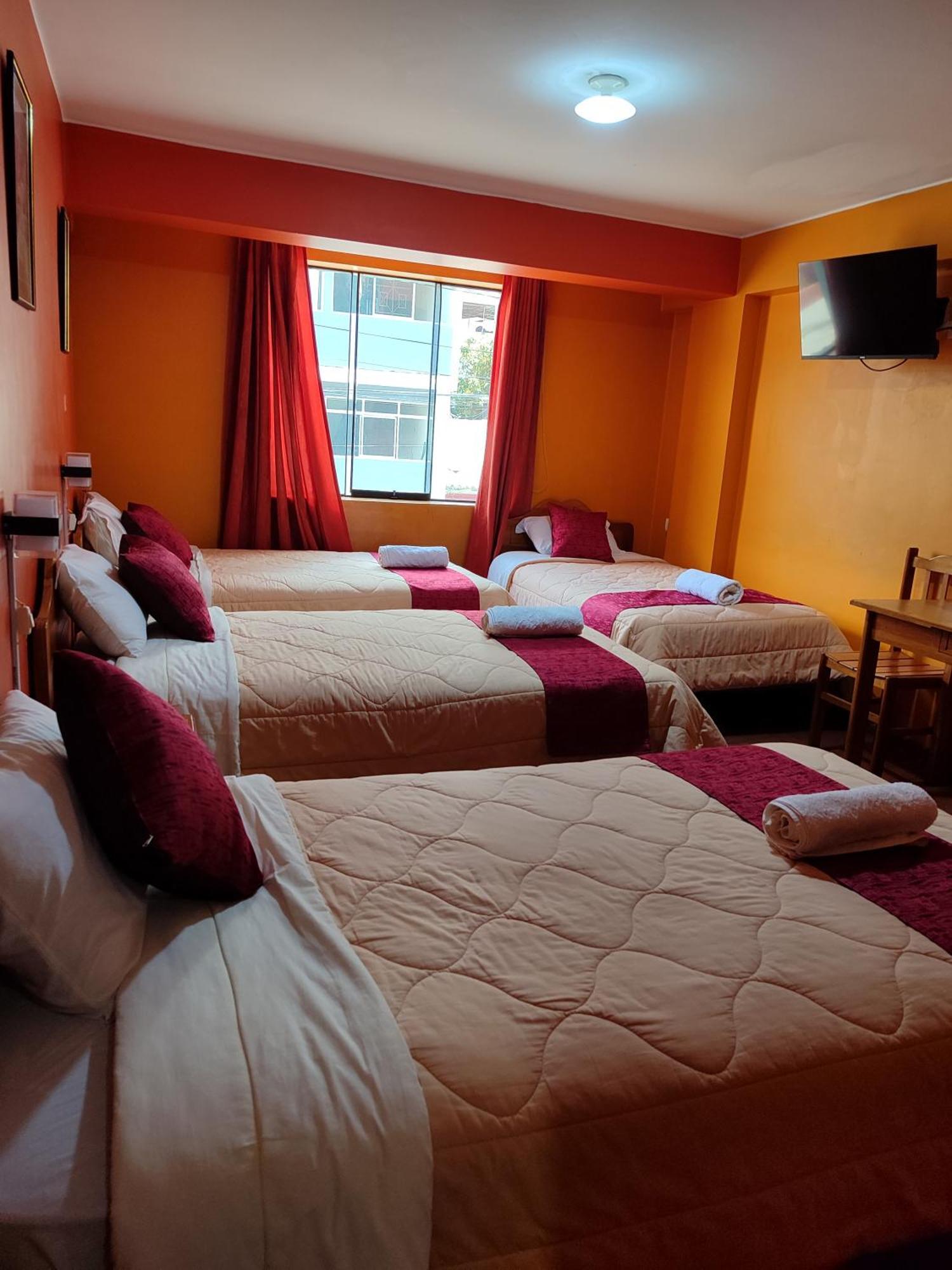 Krusty Hostel B&B Huaraz  Exterior photo