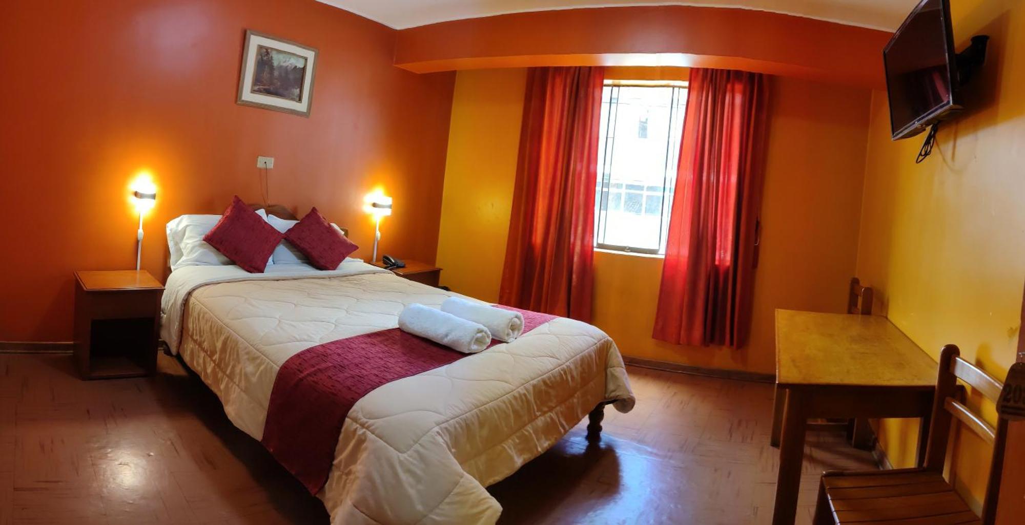 Krusty Hostel B&B Huaraz  Exterior photo
